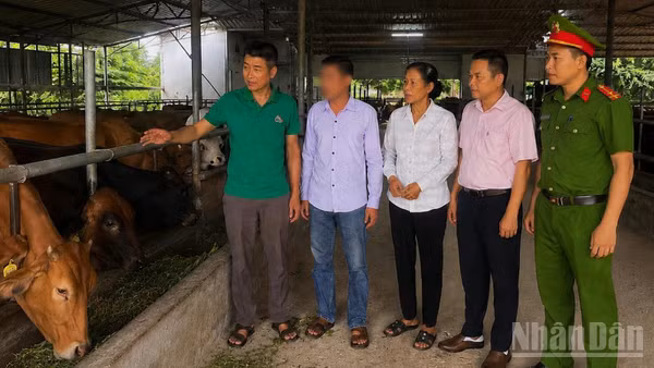 Gia đình anh L.V.H. trú tại bản Cầu Tám, xã Mường Xén được giải ngân theo Quyết định số 08/2026/QĐ-TTg.