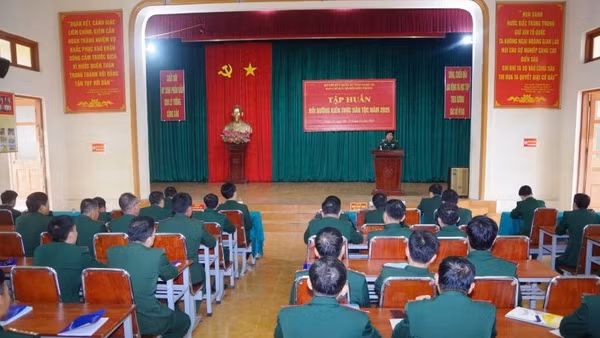 Toàn cảnh lớp học.