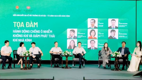 Diễn đàn Quốc gia về Môi trường và Khí hậu năm 2026 với chủ đề “Từ chính sách đến hành động”.