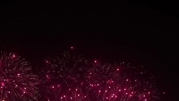 Màn pháo hoa chào đón năm mới 2026 tại Sydney