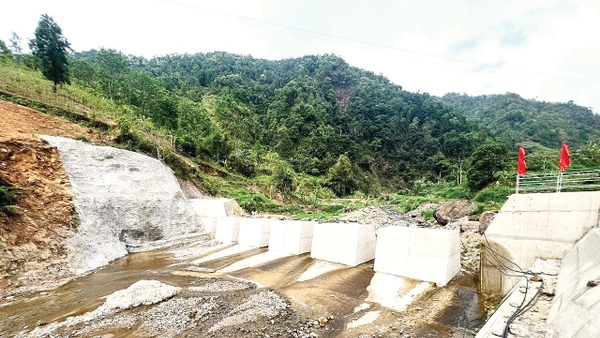 Công trình đập Sabo đầu tiên của Việt Nam tại bản Piệng, tỉnh Sơn La. Ảnh: Bình Minh