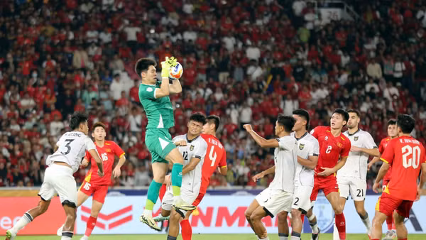 Trung Kiên tỏa sáng trong trận chung kết gặp Indonesia.