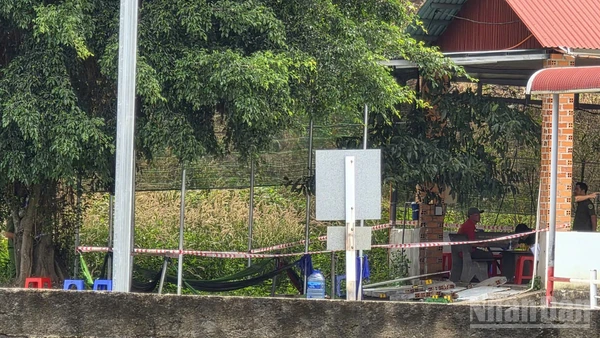 Hiện trường nơi xảy ra sập tường căng-tin Trung tâm Đào tạo và Sát hạch lái xe gây chết người.