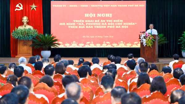 Quang cảnh hội nghị sáng 16/7.
