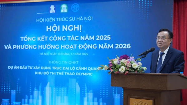 TS, KTS Nguyễn Văn Hải, Chủ tịch Hội Kiến trúc sư Hà Nội phát biểu.