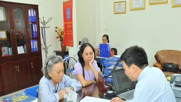 Người dân được giải thích, hướng dẫn về chính sách trợ giúp pháp lý của nhà nước (nguồn: Daibieunhandan.vn)