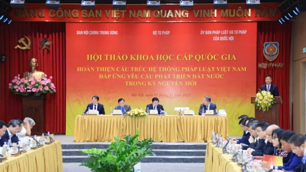 Hội thảo khoa học cấp quốc gia “Hoàn thiện cấu trúc hệ thống pháp luật Việt Nam đáp ứng yêu cầu phát triển đất nước trong kỷ nguyên mới”.