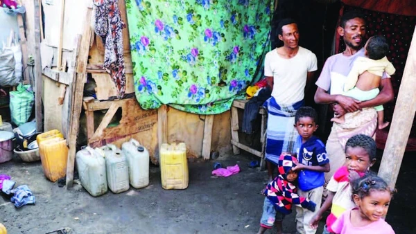 Người dân Yemen sống trong điều kiện khó khăn bởi xung đột.