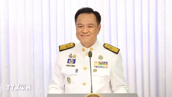 Thủ tướng Thái Lan Anutin Charnvirakul. (Ảnh: THX/TTXVN)