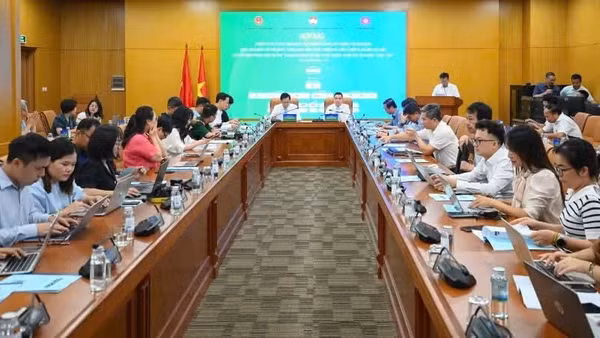 Ngày 1/6, tại Hà Nội, Bộ Nông nghiệp và Môi trường phối hợp Ban Thường trực Ủy ban Trung ương Mặt trận Tổ quốc Việt Nam và Ủy ban nhân dân tỉnh tổ chức họp báo thông tin chuỗi sự kiện hưởng ứng Ngày Môi trường thế giới (5/6), Ngày Đại dương thế giới (8/6), Tháng hành động vì môi trường và Tuần lễ Biển và Hải đảo Việt Nam năm 2026.