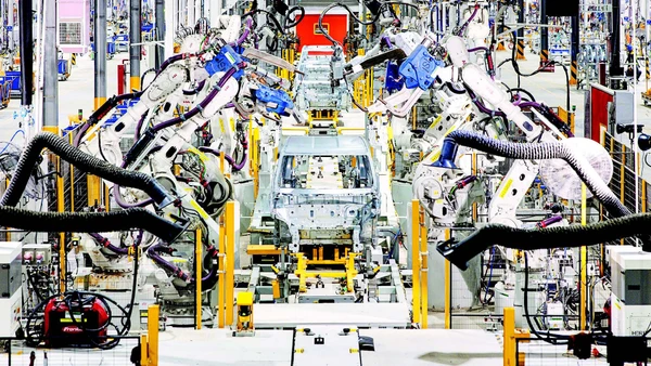 Hơn 18.000 xe ô-tô điện đã được sản xuất tại nhà máy sản xuất ô-tô điện VinFast (Vũng Áng).