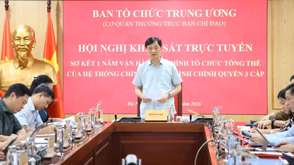Đồng chí Nguyễn Duy Ngọc, Ủy viên Bộ Chính trị, Bí thư Trung ương Đảng, Trưởng ban Tổ chức Trung ương phát biểu chỉ đạo tại Hội nghị khảo sát trực tuyến sơ kết một năm vận hành mô hình tổ chức tổng thể của hệ thống chính trị, mô hình chính quyền 3 cấp. (Ảnh: dangcongsan.org.vn)