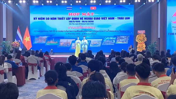 Quang cảnh buổi họp mặt.