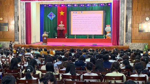 Quang cảnh hội thảo.