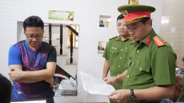 Công an Cần Thơ khởi tố Trường về hành vi cưỡng đoạt tài sản.
