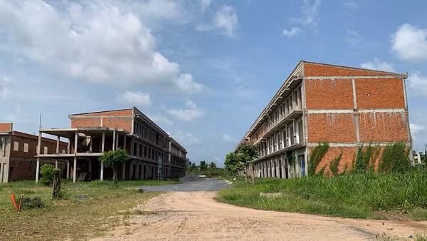 Một góc khu đô thị Thường Thạnh (mở rộng) đang xây dựng.