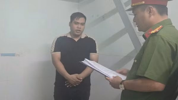 Công an Cần Thơ khởi tố đối tượng Trần Thanh Sang về hành vi tham ô tài sản.