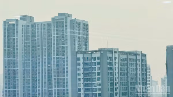 Nhu cầu văn phòng vẫn lớn tại Hà Nội. (Ảnh: HNV)