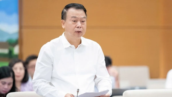 Tăng trưởng GDP năm 2025 ước đạt 8%, mục tiêu "đột phá" 10% năm 2026