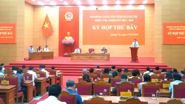 Quang cảnh kỳ họp thứ 7 Hội đồng nhân dân tỉnh Quảng Trị.