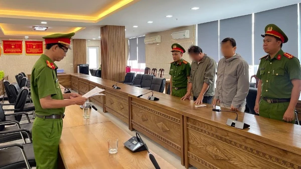 Công an Đà Nẵng khởi tố 4 vụ án, khởi tố 6 bị can về hành vi mua bán trái phép hóa đơn giá trị gia tăng. (Ảnh: Công an cung cấp)