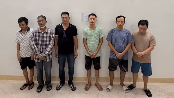 Các đối tượng tại cơ quan điều tra. (Ảnh: Công an cung cấp)