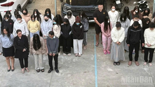 Cơ quan điều tra triệu tập nhiều đối tượng liên quan đến 2 tụ điểm này. (Ảnh: Công an cung cấp)