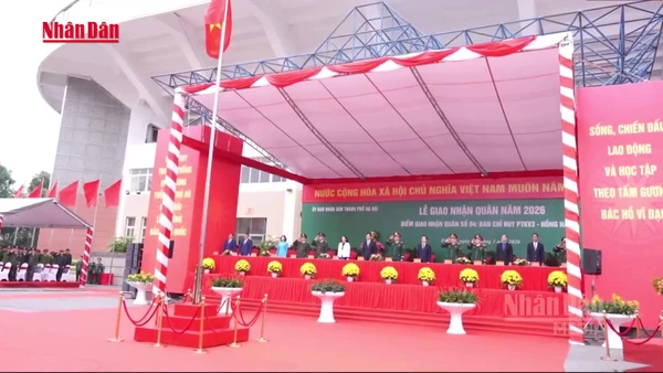 [Video] Hàng vạn thanh niên cả nước hồ hởi trong ngày giao nhận quân 