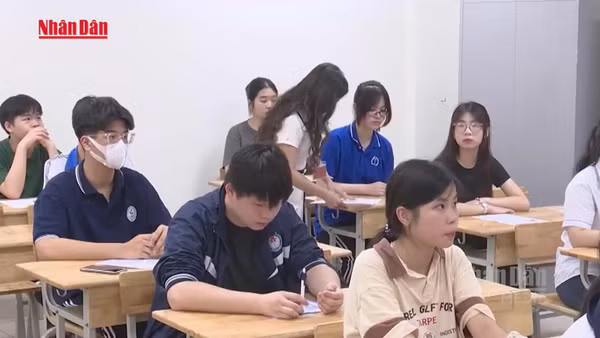 [Video] Gần 130.000 học sinh Hà Nội đăng ký dự thi lớp 10 năm học 2026–2027