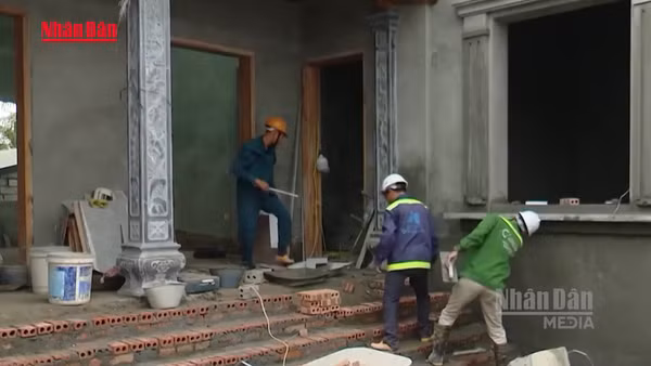 [Video] Hà Nội thí điểm miễn giấy phép xây dựng nhà ở riêng lẻ tại 126 xã, phường