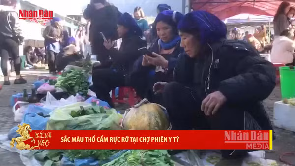 [Video] Sắc màu thổ cẩm rực rỡ tại chợ phiên Y Tý