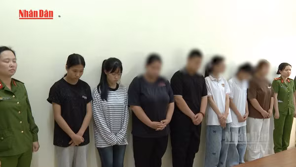 [Video] Khởi tố 2 học sinh về hành vi gây rối trật tự công cộng