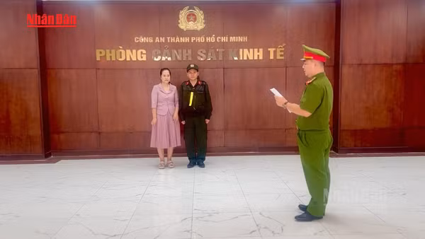 [Video] Khởi tố vụ án xâm phạm quyền tác giả liên quan thương hiệu Vải áo dài Đất Lành