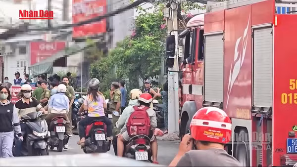 [Video] Cháy nhà ở phường Linh Xuân, nam thanh niên 20 tuổi tử vong