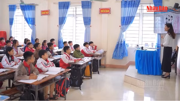 [Video] Tăng cường phối hợp giữa nhà trường và công an cấp xã phòng ngừa bạo lực học đường