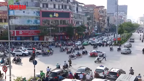 [Video] Hà Nội chưa cấm toàn bộ xe xăng vào Vành đai 1 từ ngày 1/7