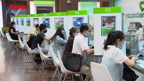 [Video] Lãi suất tiết kiệm đã trên 8%