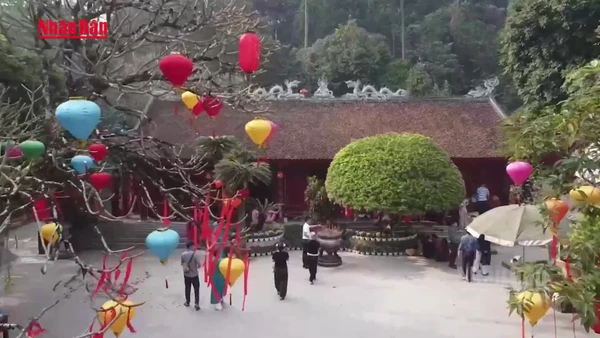 [Video] Phú Thọ: Lễ cầu Quốc thái dân an tại chùa Thiên Quang