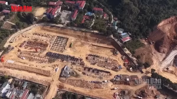 [Video] Thủ tướng yêu cầu hoàn thành 100 trường nội trú vùng biên trước ngày 30/8