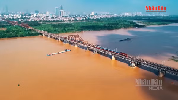 [Video] Hà Nội rà soát hạ tầng giao thông dọc 126km sông Hồng