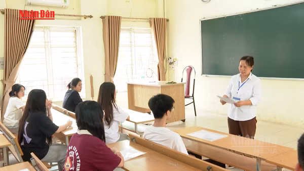 [Video] Phú Thọ: Gần 48.000 thí sinh làm thủ tục dự thi tốt nghiệp THPT năm 2026