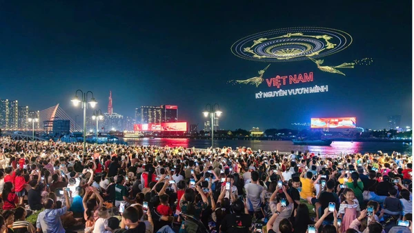 Tác phẩm "Kỷ nguyên vươn mình" đạt giải A cuộc thi ảnh báo chí: Việt Nam trên hành trình đổi mới