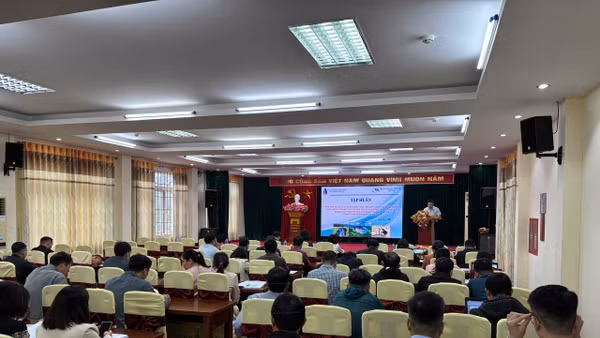 Hội nghị tập huấn phổ biến nội dung và hướng dẫn tiêu chí thủy lợi trong xây dựng nông thôn mới.