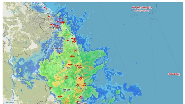  Hiện trạng lũ và phản hồi ra đa thời tiết lúc 9h ngày 19/11.