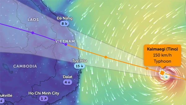 Vị trí bão số 13 lúc 20 giờ 15 phút ngày 5/11. (Ảnh: Zoom Earth)