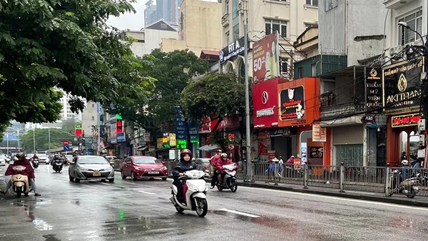 Khu vực Hà Nội nhiều mây, sáng có mưa, trời rét. (Ảnh minh họa: Đ.T)