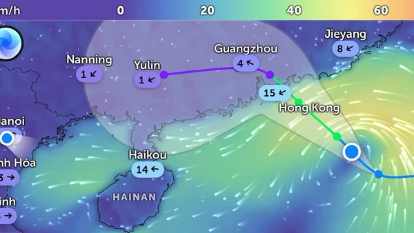 Đường đi của bão số 8 lúc 20 giờ 30 phút. (Ảnh: Zoom Earth)
