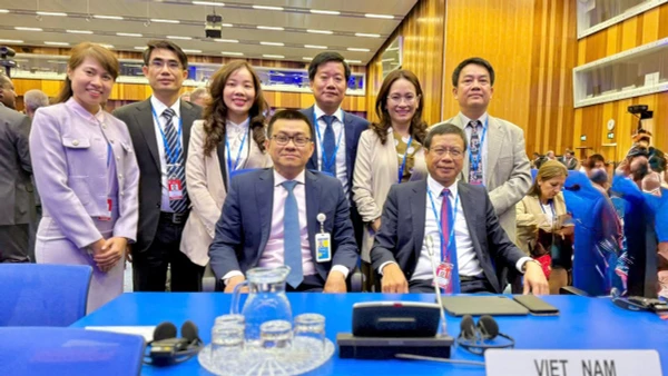 Đoàn Việt Nam tham dự Khóa họp lần thứ 69 Đại hội đồng IAEA.