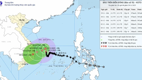 Bản đồ dự báo quỹ đạo và cường độ bão số 15 phát lúc 5 giờ ngày 29/11.