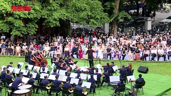 [Video] Khách quốc tế đến Việt Nam phá kỷ lục mùa hè